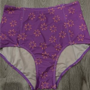 Kortni jeane M suns bottoms